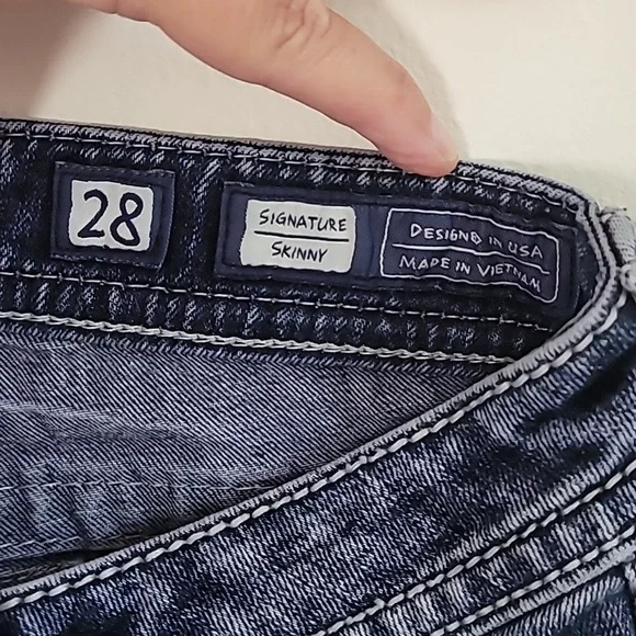 Miss Me Jeans Signature Skinny Floral Stitching Size 28 - Picture 6 of 9